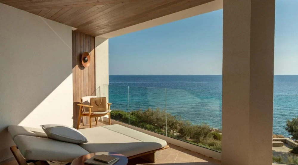 Master Suite Sea View with Terrace Bathtub at Villa Le Blanc Gran Melia
