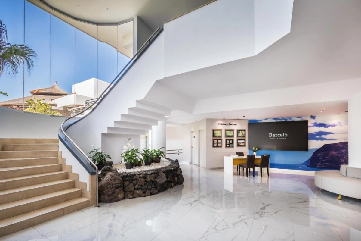 Barcelo Santiago - Hotel Photo 12