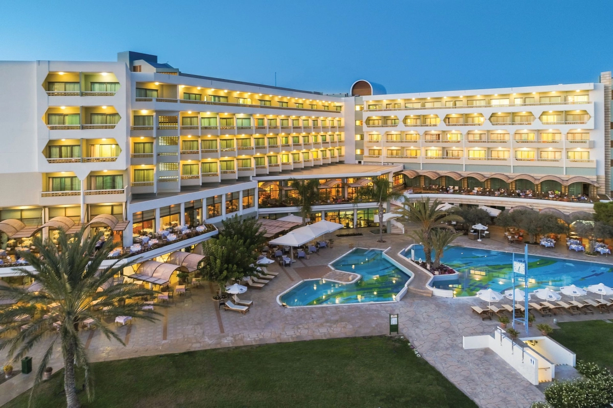 Constantinou Bros Athena Royal Beach - Hotel Photo 65