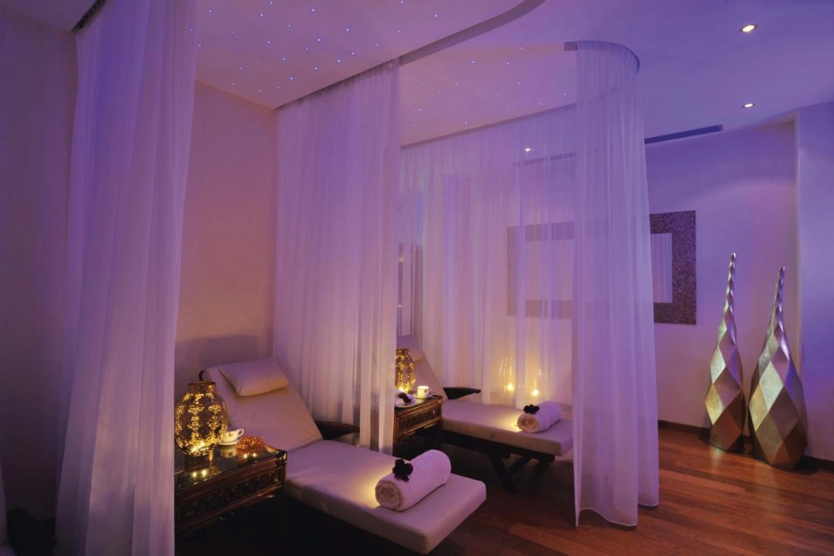 Constantinou Bros Athena Royal Beach - Hotel Photo 37