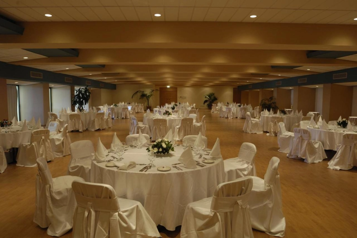 Constantinou Bros Athena Royal Beach - Hotel Photo 44