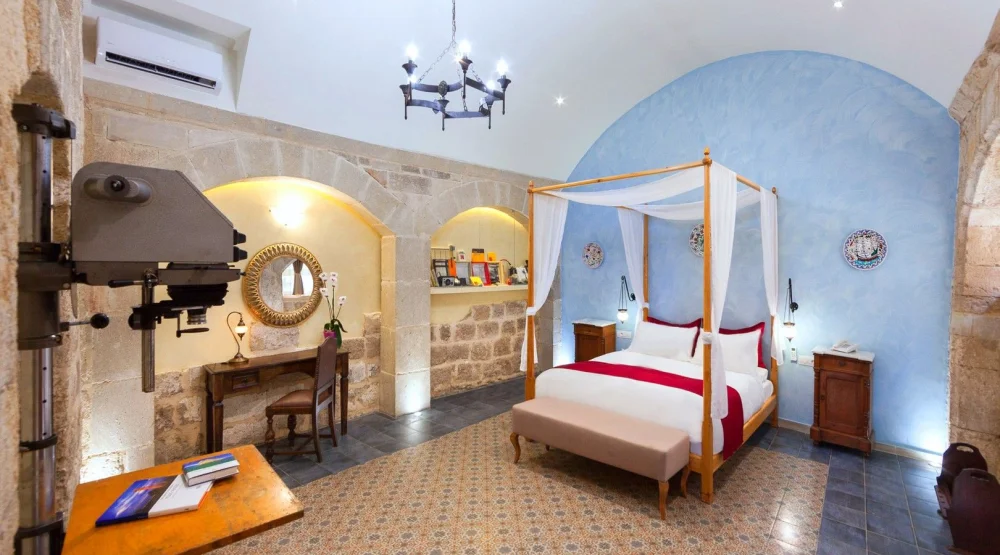 Junior Suite “temple Of Apollo” at In Camera Art Boutique Hotel