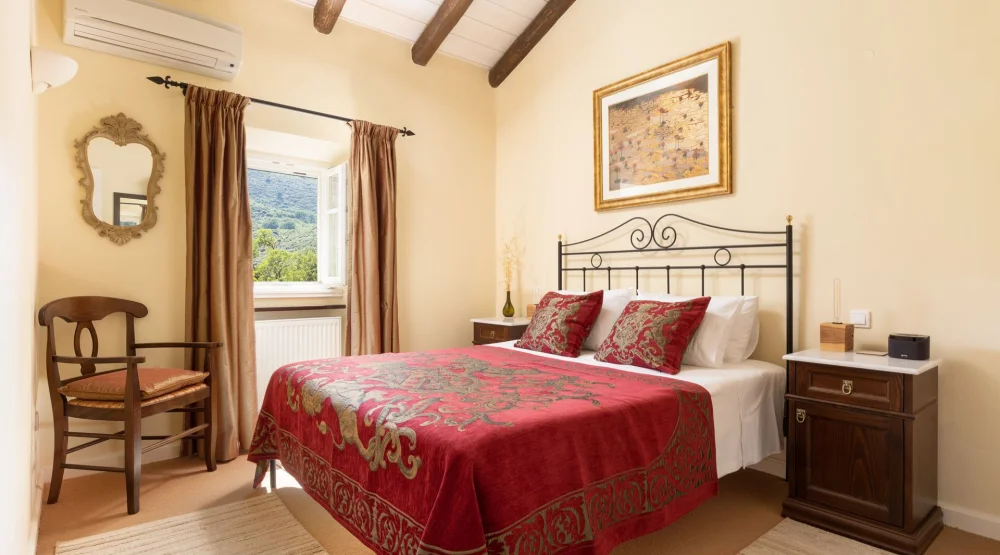 The Carpenters Suite - Upper Suite at The Merchants House