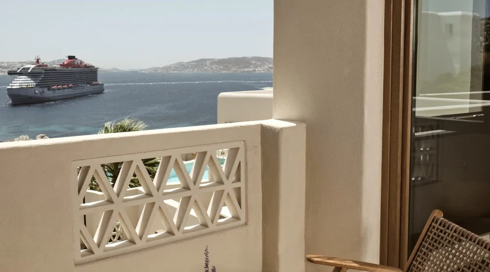 Aeon Suite Sea View at Domes Noruz Mykonos