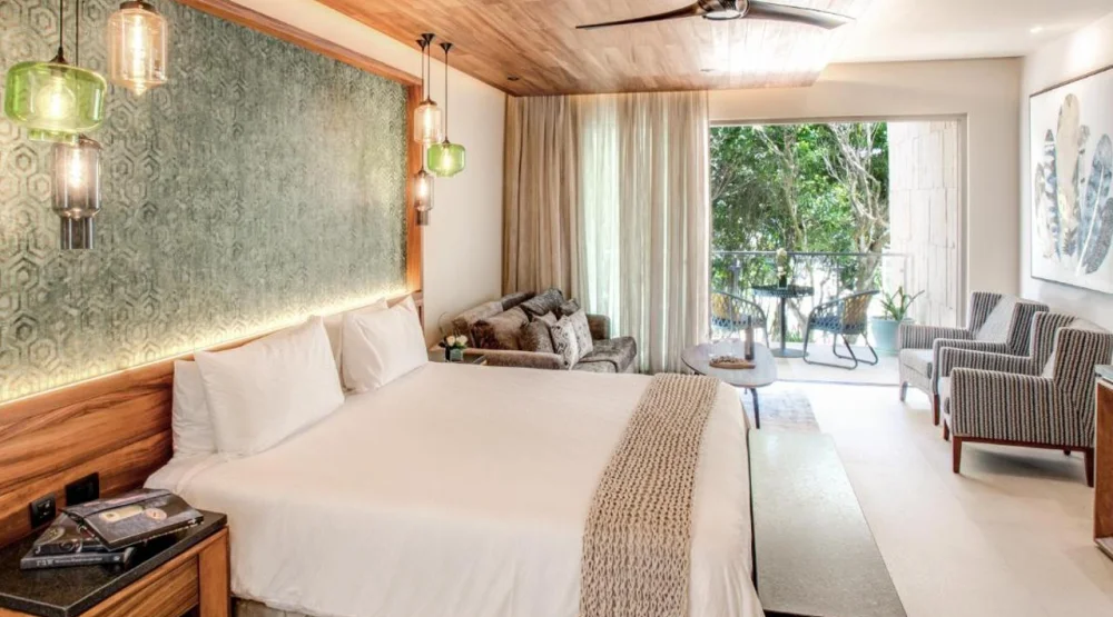 King Suite with Bathtub at Palmaia The House Of Aia