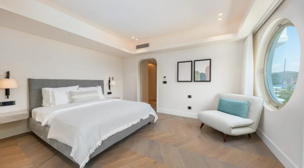 Superior Room with Side Sea View at Yacht Classic