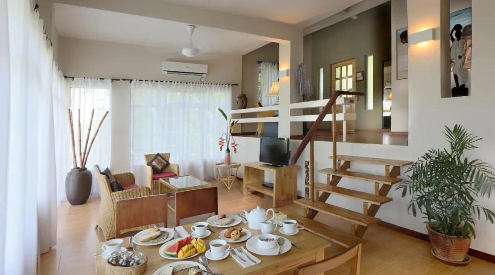 Triple Story 2-bedroom Cottage at Ambong Ambong Rainforest Retreat