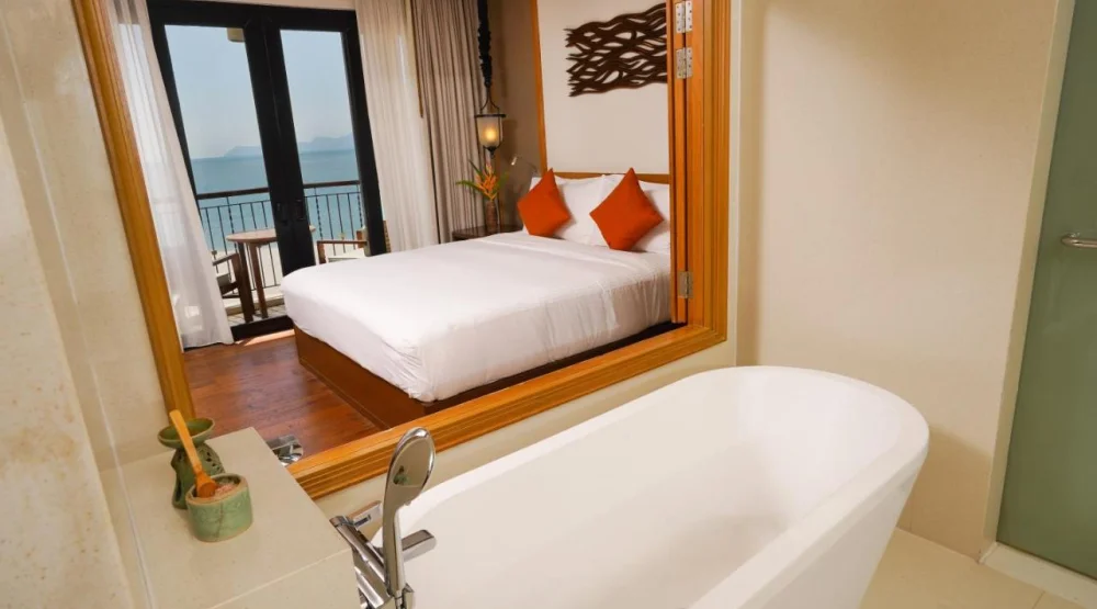 Bayu Senja Suite at Tanjung Rhu Resort