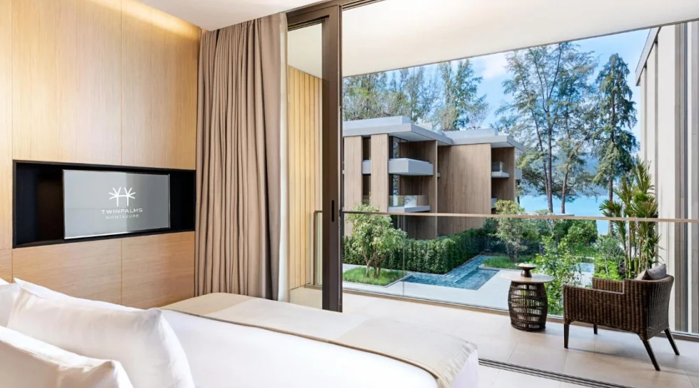 Azure Sea View Suite at Twinpalms MontAzure