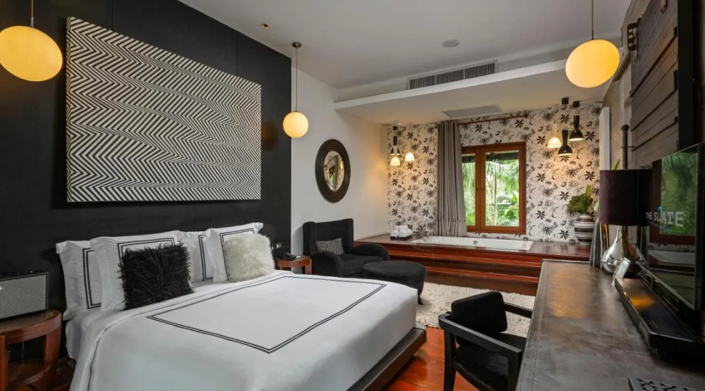 One Bedroom Pearl Shell Suite at The Slate