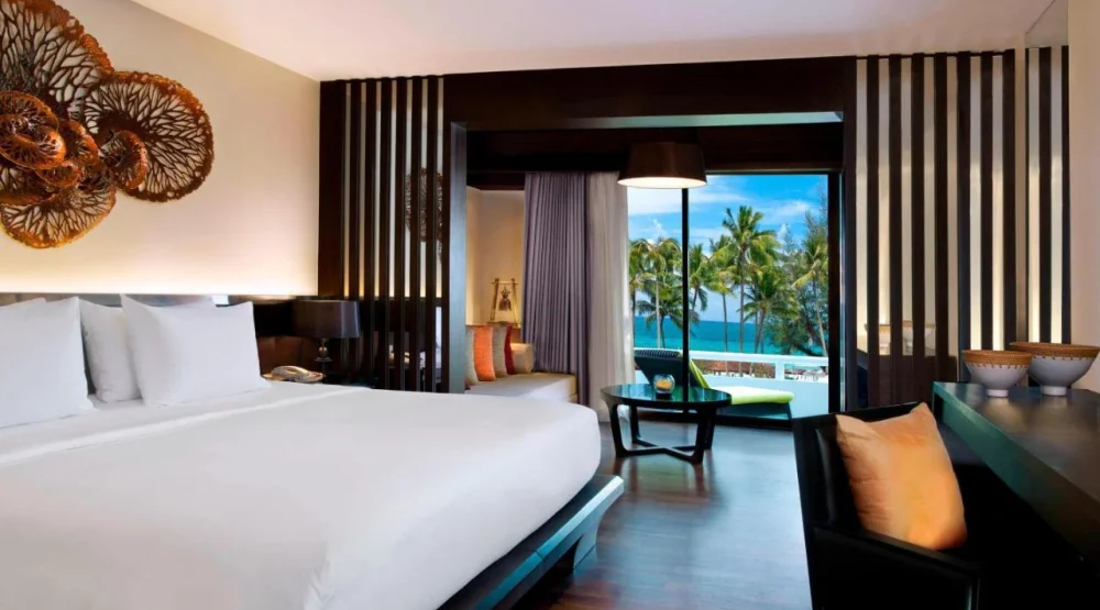 Junior Suite, One King, Ocean View, Balcony at Le Meridien Phuket Beach Resort