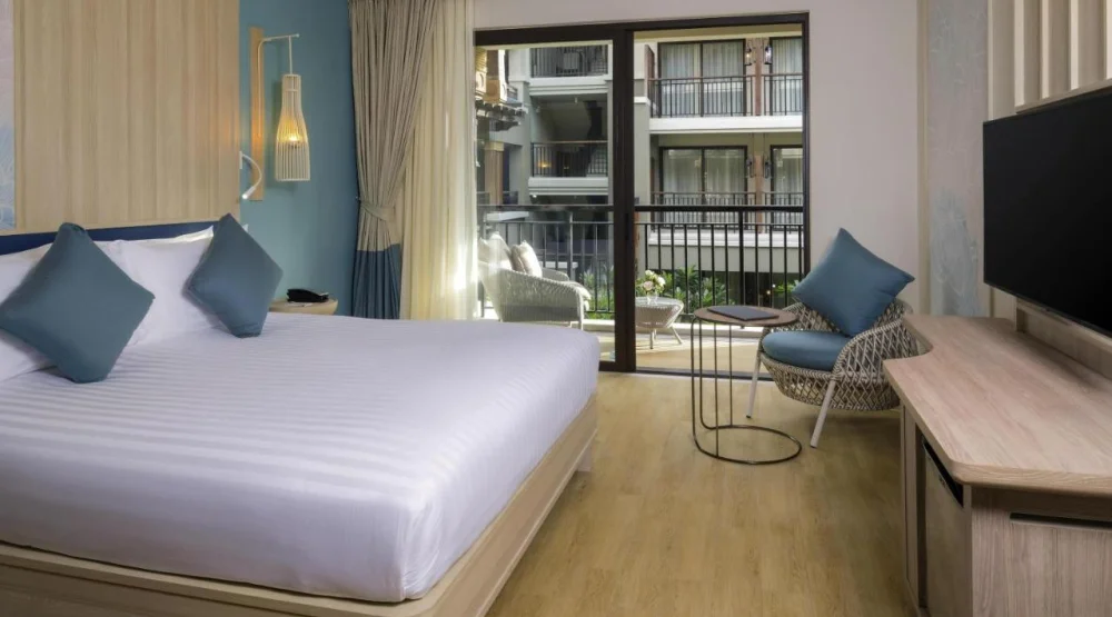 Deluxe Double Room with Pool View - Beach Side at Mercure Samui Chaweng Tana