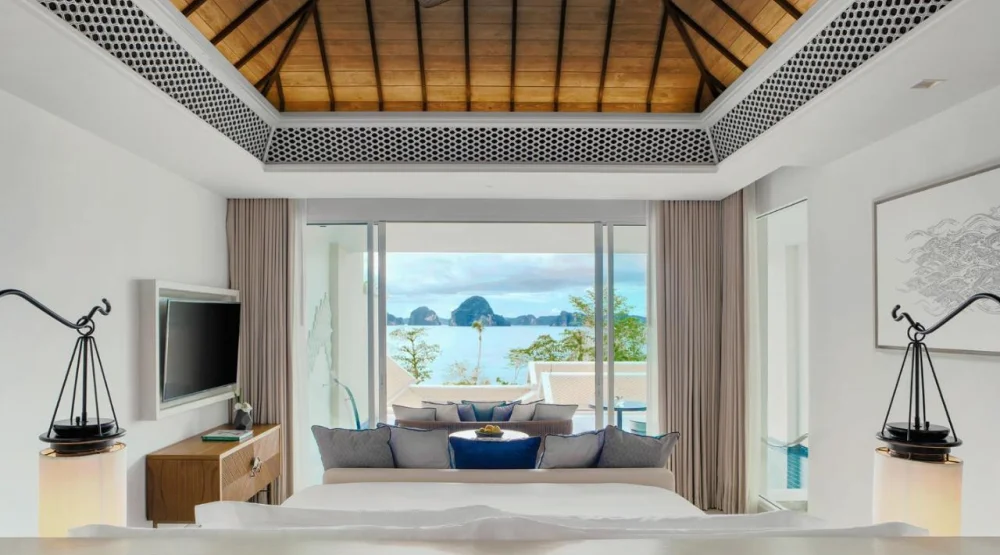Premium Ocean Pool Suite King at Banyan Tree Krabi