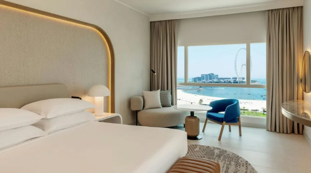 Club King Sea View Room at Sheraton Jumeirah Beach Resort