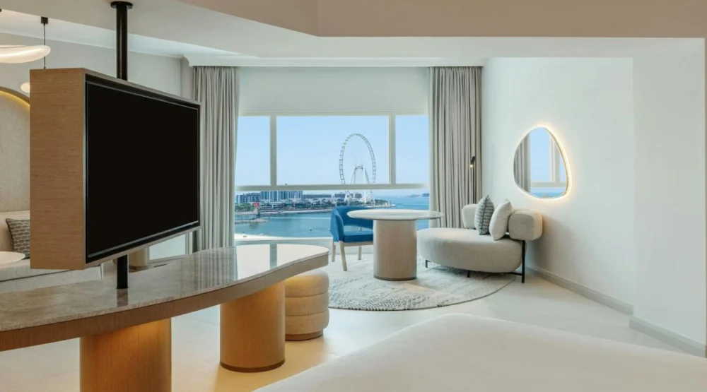Executive Suite Sea View at Sheraton Jumeirah Beach Resort