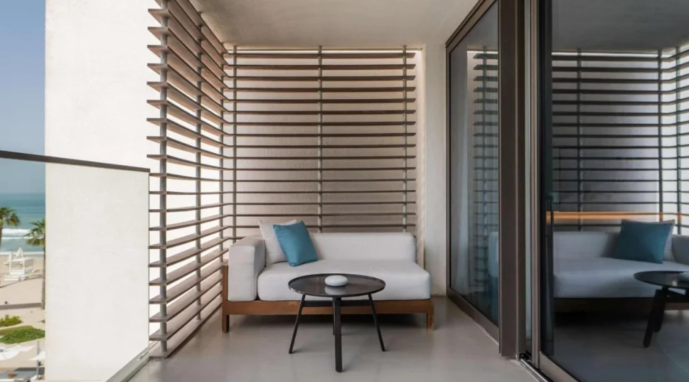 Covet Sea View King Room at Nikki Beach Resort & Spa Dubai