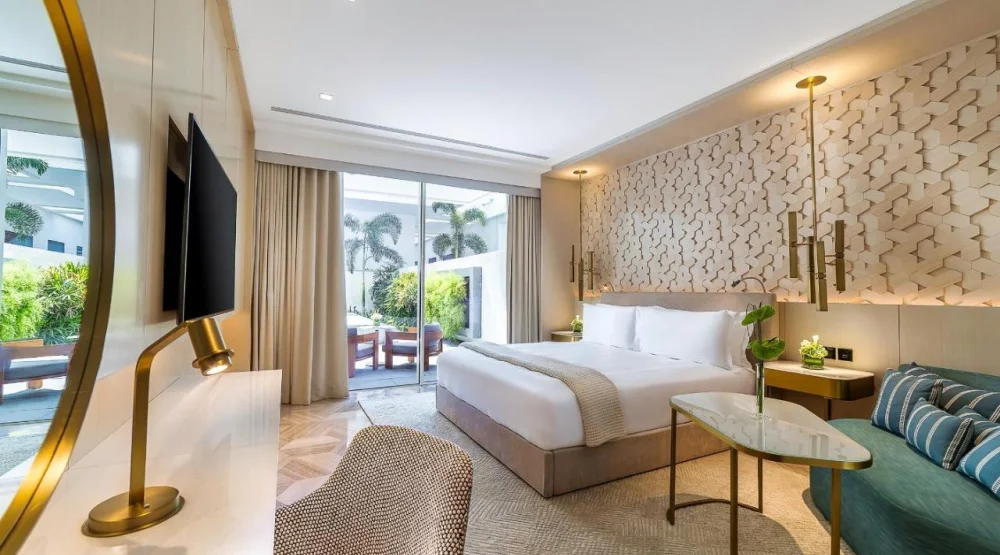 Four Bedroom Duplex with Pool at FIVE Palm Jumeirah Dubai