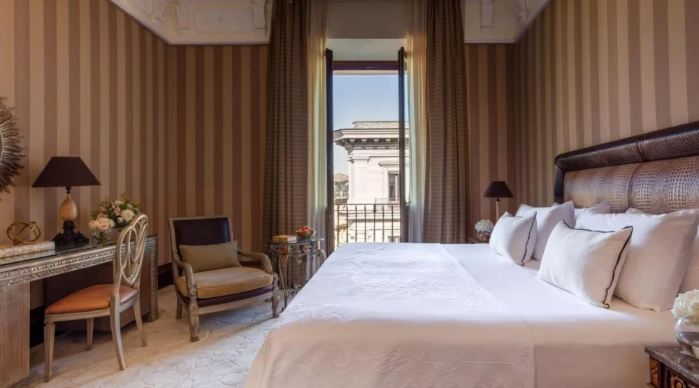 Premium Double Or Twin Room City View at Anantara Palazzo Naiadi