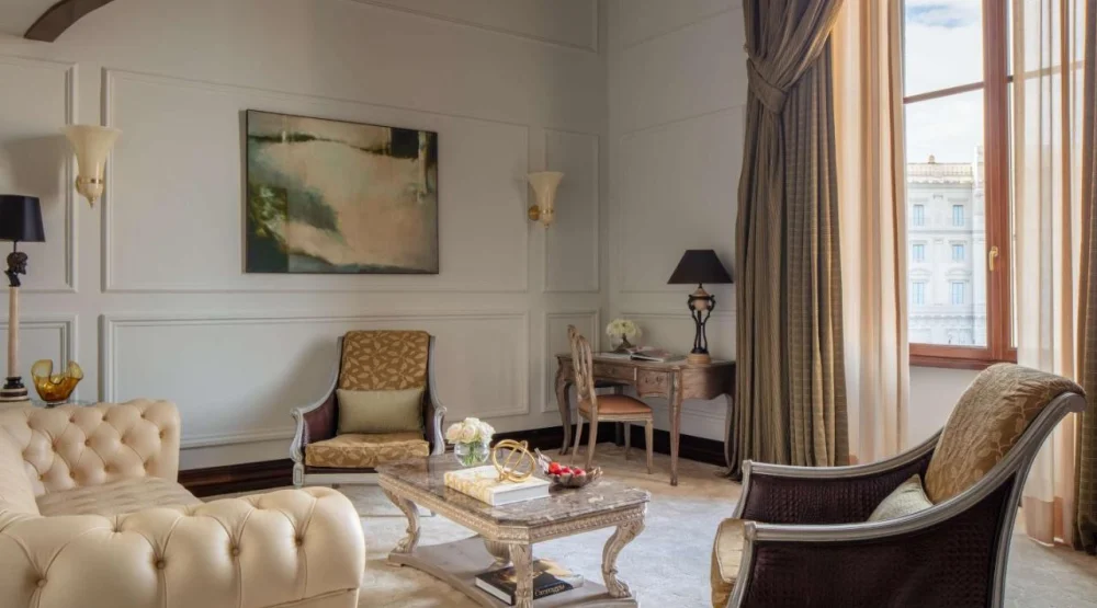 Duplex Suite with Piazza View and Extra Bed (2 Adults + Two Children) at Anantara Palazzo Naiadi