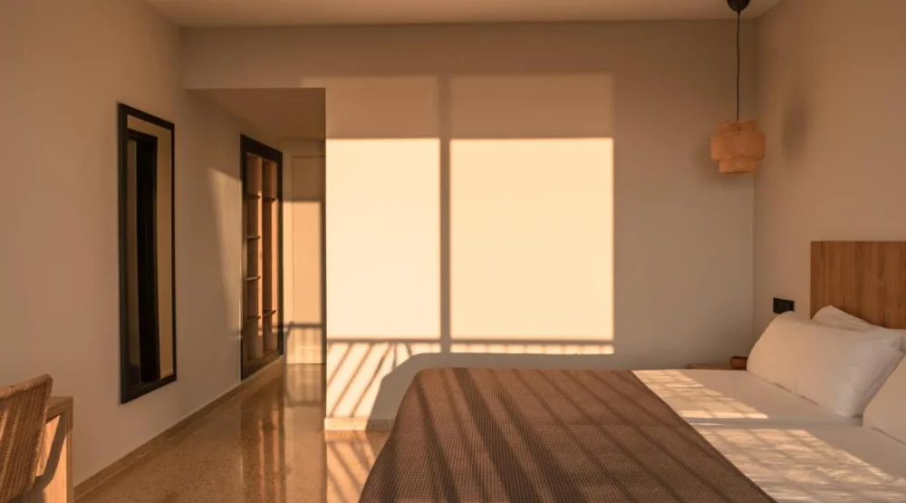 Double Room with Partial Sea View Or Swimming Pool View at Cooks Club Calvia Beach