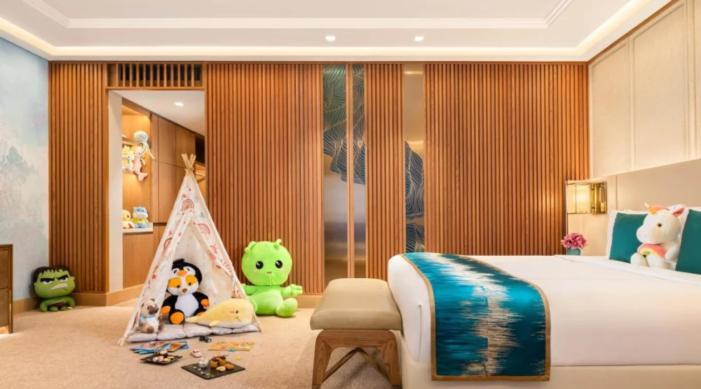 Luxury Family Palm Sea View Room King Bed at Taj Exotica Resort & Spa The Palm Dubai