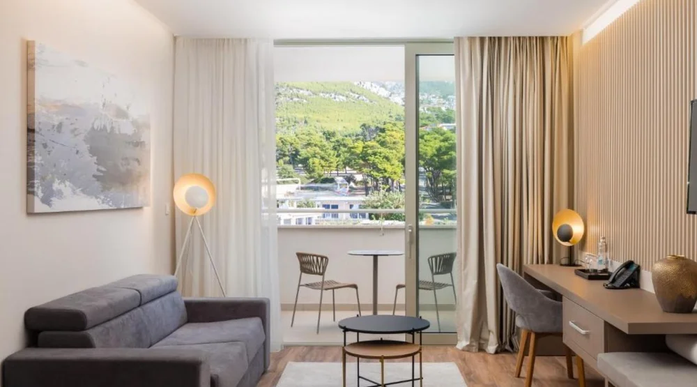 Deluxe Room with Balcony at Aminess Khalani Hotel