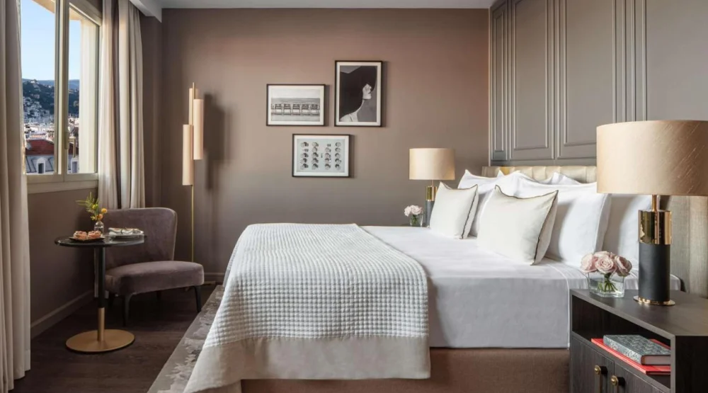 Deluxe Room at Anantara Plaza Nice Hotel