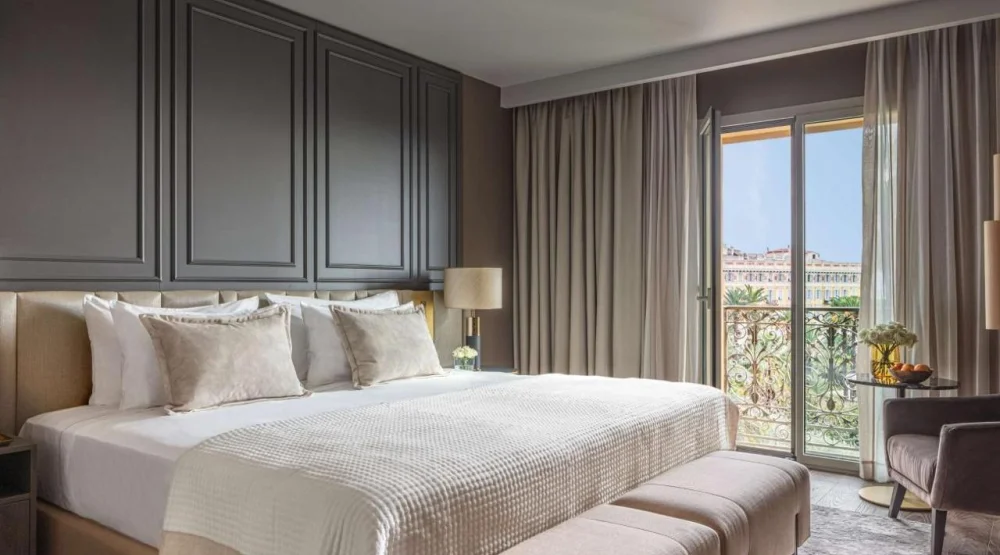 Grand Premium Sea View Room with Balcony at Anantara Plaza Nice Hotel