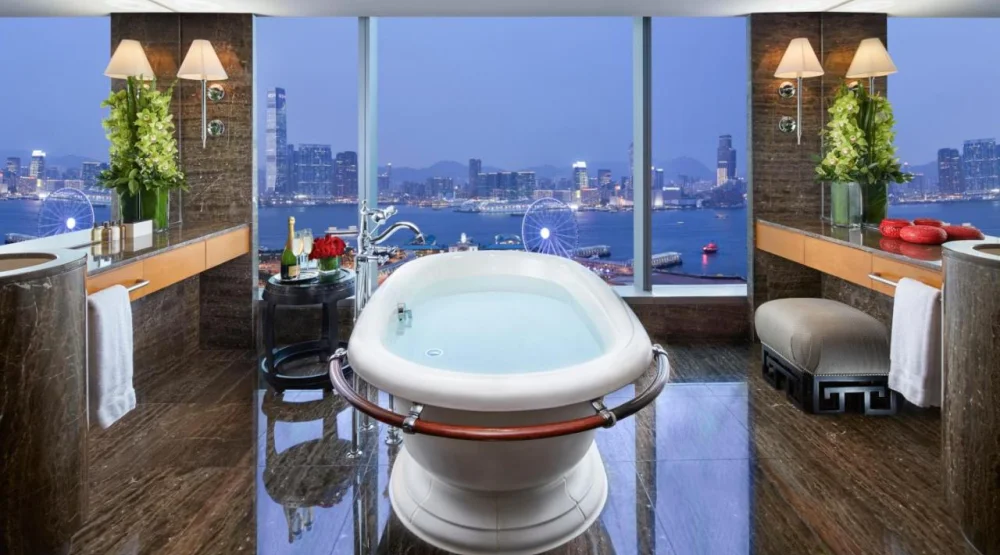 Harbor View Suite at Mandarin Oriental Hong Kong