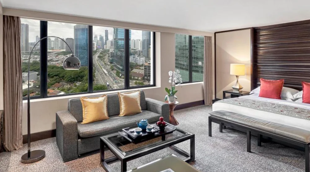 Deluxe Club Room King at Mandarin Oriental Jakarta