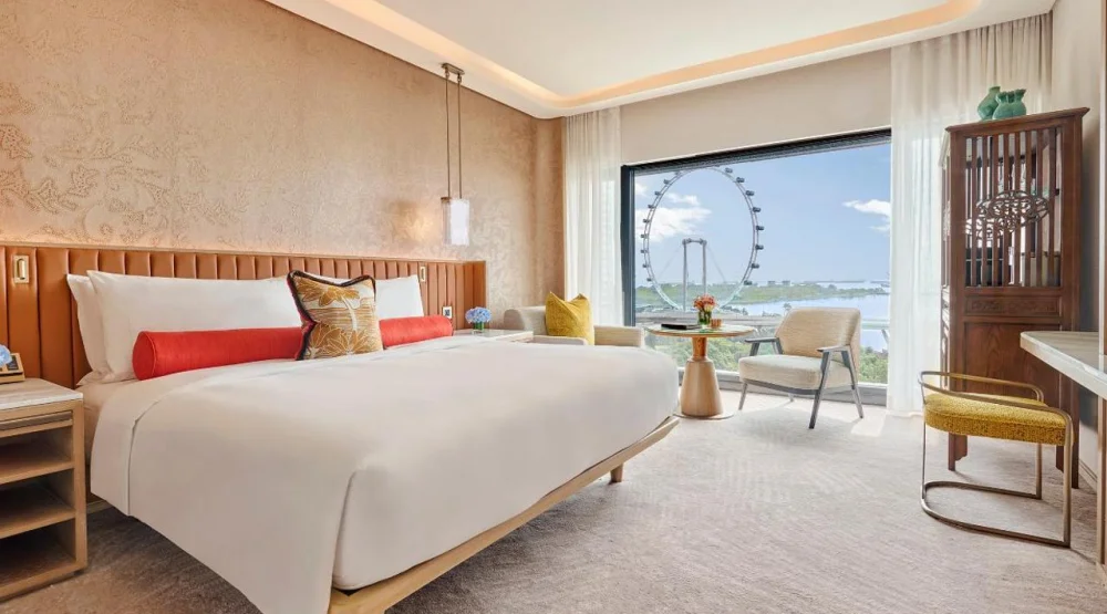 Sea View King Room at Mandarin Oriental Singapore