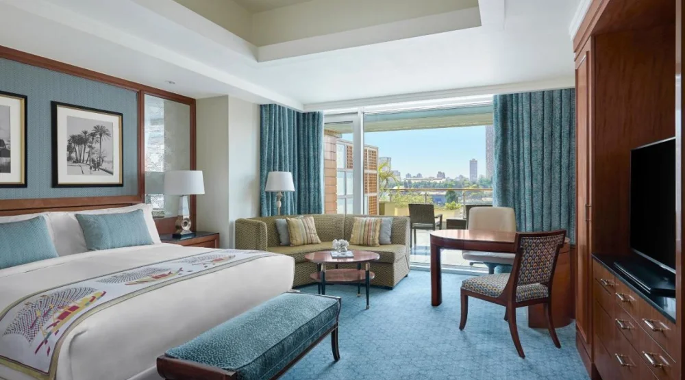 Deluxe Room, One King, Nile View, Terrace at The Nile Ritz-Carlton Cairo