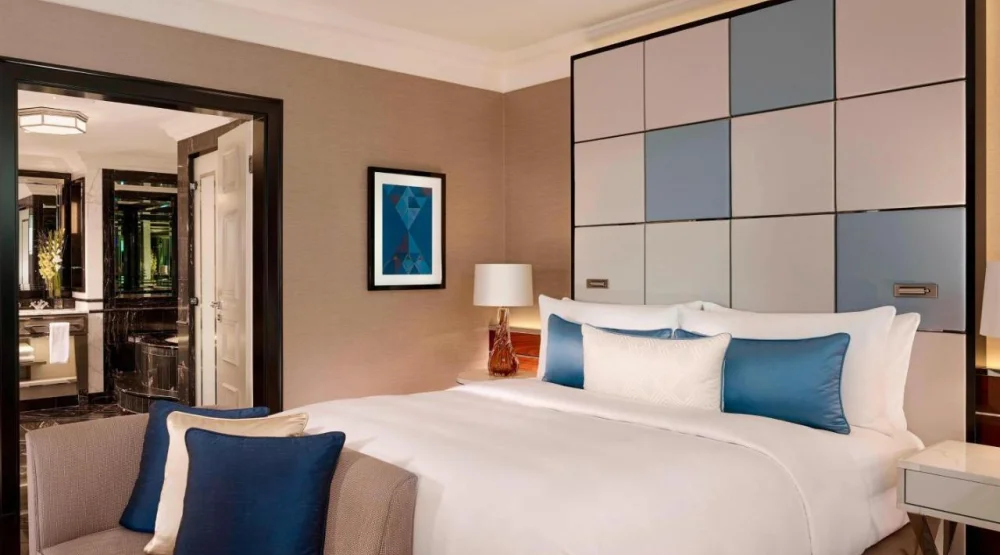 Carlton Club Suite at The Ritz-Carlton Berlin