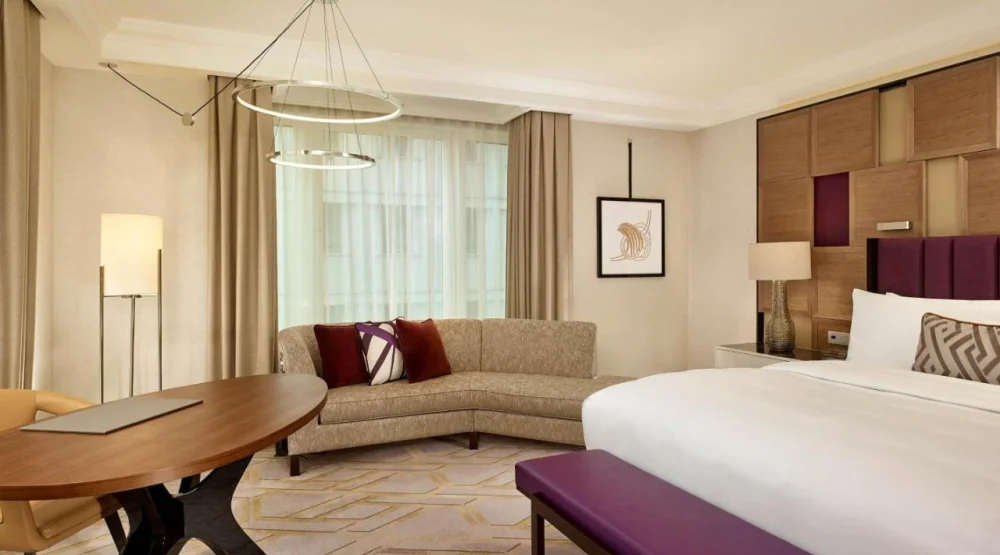 Corner Deluxe King Room at The Ritz-Carlton Berlin