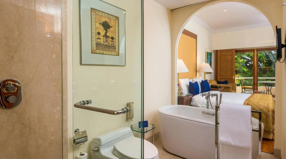 Premier Room with Balcony at The Oberoi Bengaluru