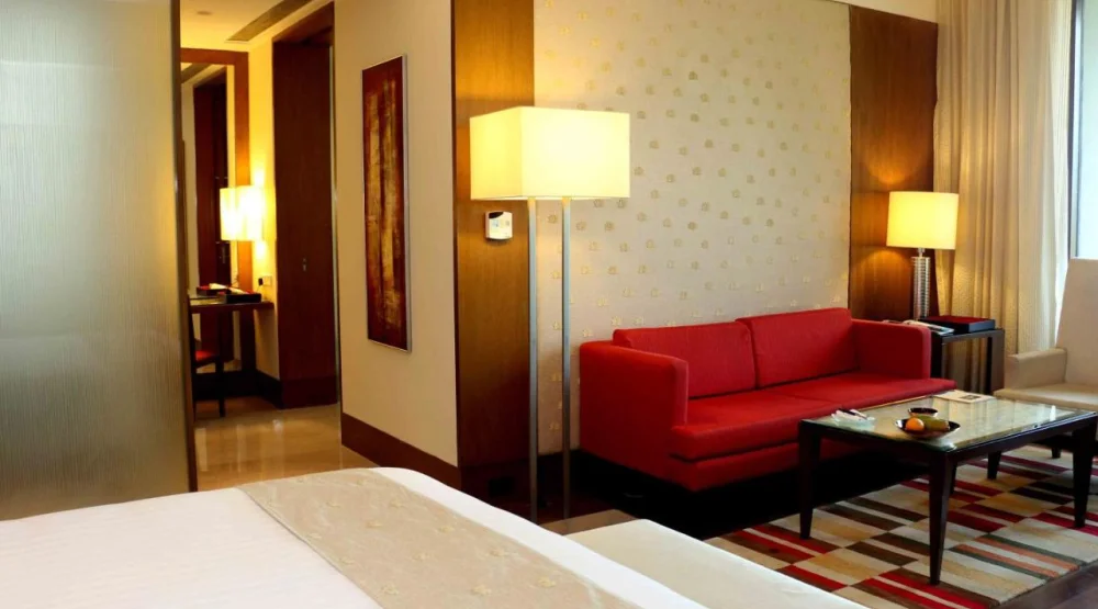 Luxury Room with Garden View at The Oberoi Gurgaon