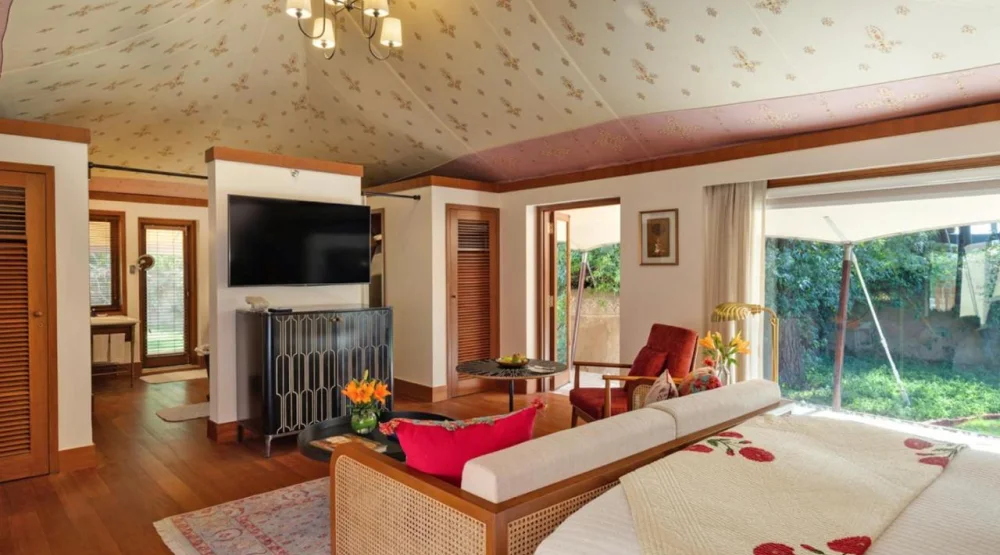 Luxury Tent with Private Garden at The Oberoi Rajvilas