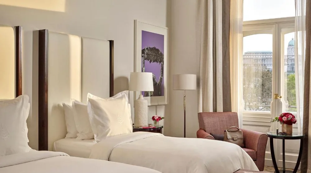 Danube River View Room with Two Twin Beds at Four Seasons Gresham Palace