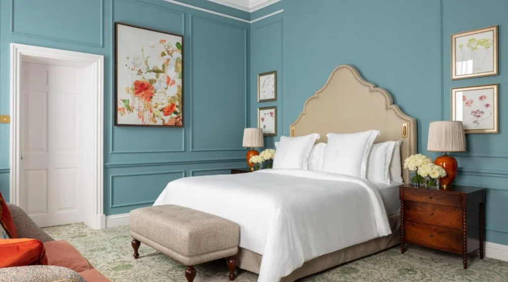 Manor Room with One King Bed at Four Seasons Hampshire