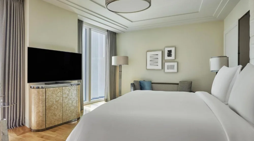 Deluxe King Room at Four Seasons Hotel Abu Dhabi At Al Maryah Island