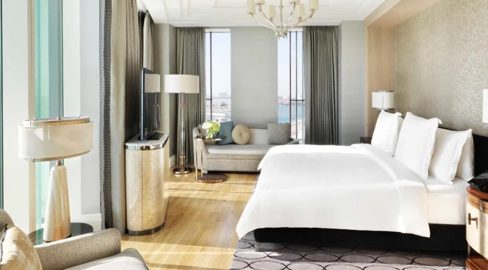 Deluxe Executive Suite at Four Seasons Hotel Abu Dhabi At Al Maryah Island