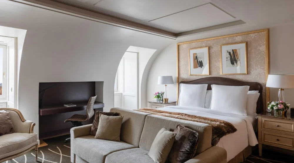 Loft Room King at Four Seasons Hotel des Bergues Geneva