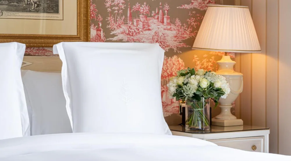 Mont Blanc Suite King Bed at Four Seasons Hotel des Bergues Geneva