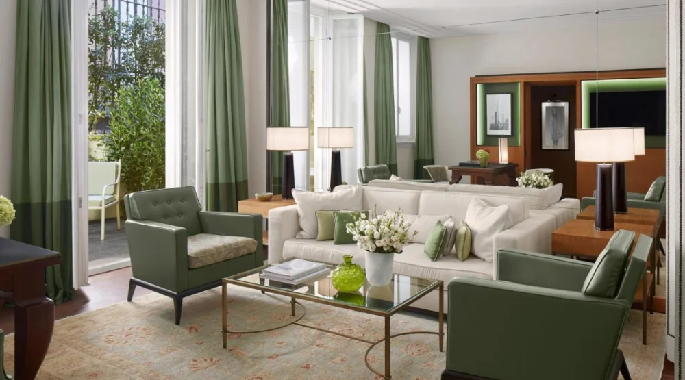 Executive Suite King at Four Seasons Hotel Milano