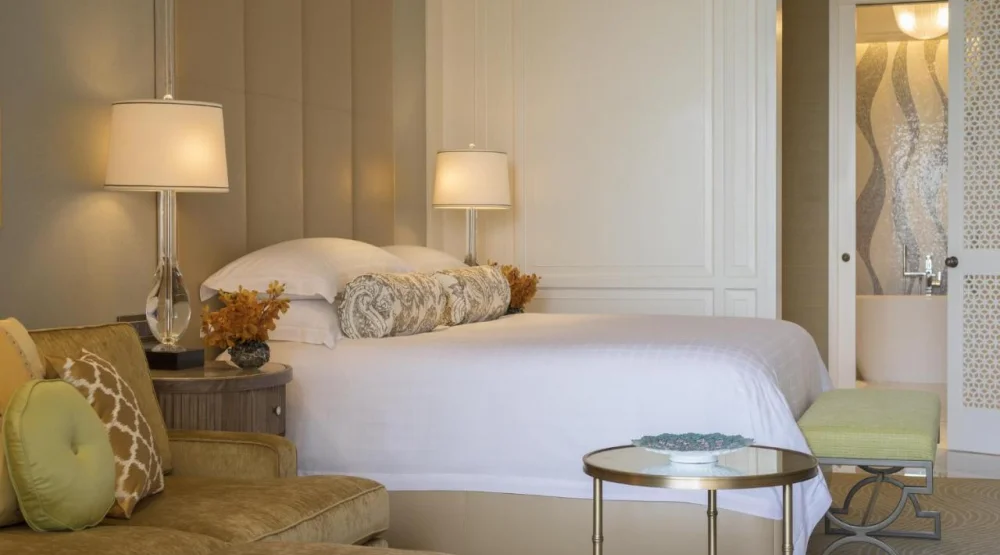 Deluxe City View Room with King Bed at Four Seasons Resort Dubai At Jumeirah Beach