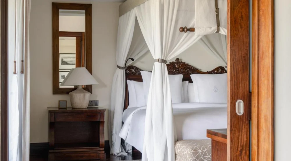 Savannah Room King Bed at Four Seasons Safari Lodge Serengeti