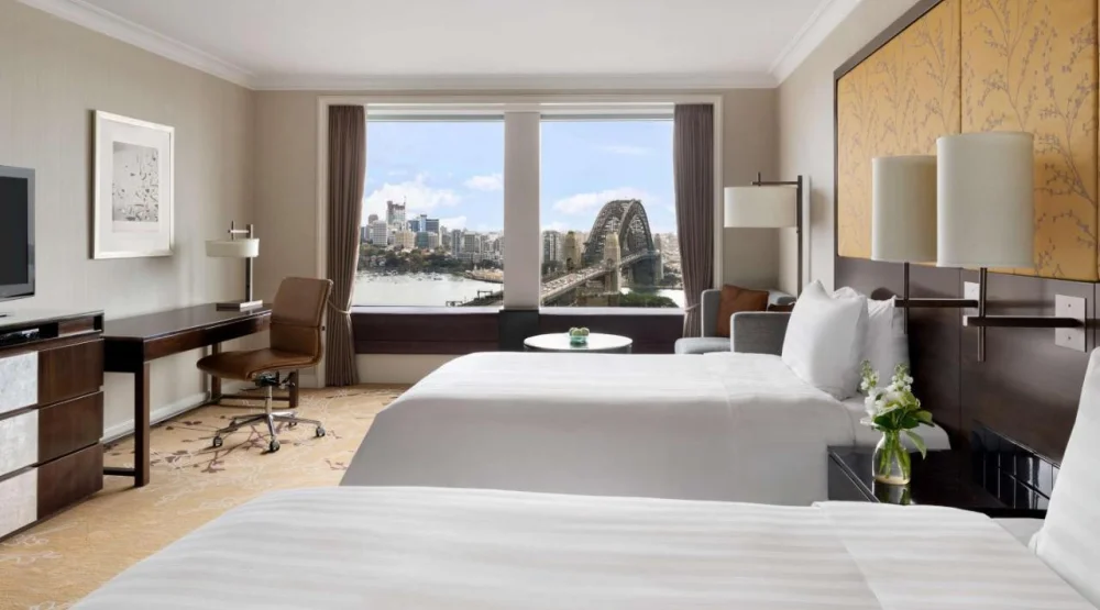 Deluxe Harbor Bridge Twin at Shangri-La Hotel Sydney