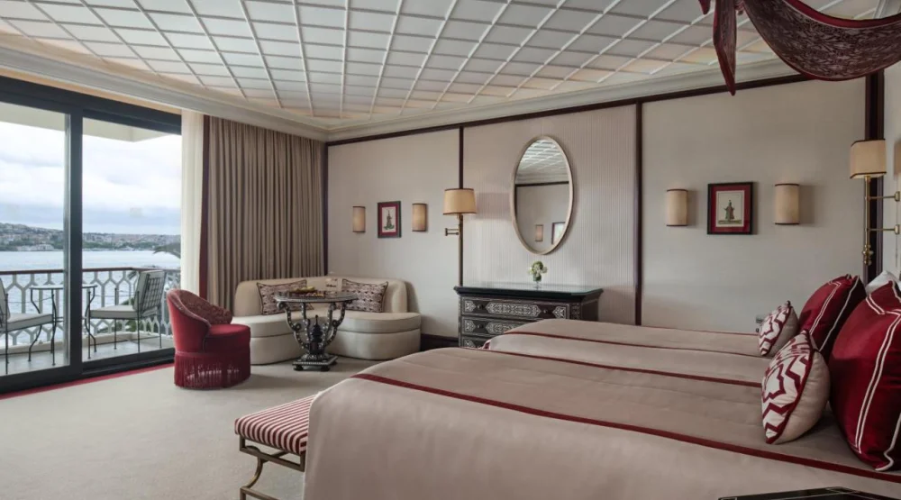 Grand Deluxe Ciragan Bosphorus View Twin Room at Ciragan Palace Kempinski Hotel