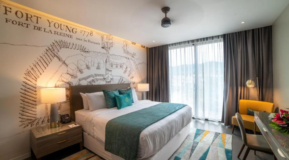 Fort Mountain View King at Fort Young Hotel & Dive Resort