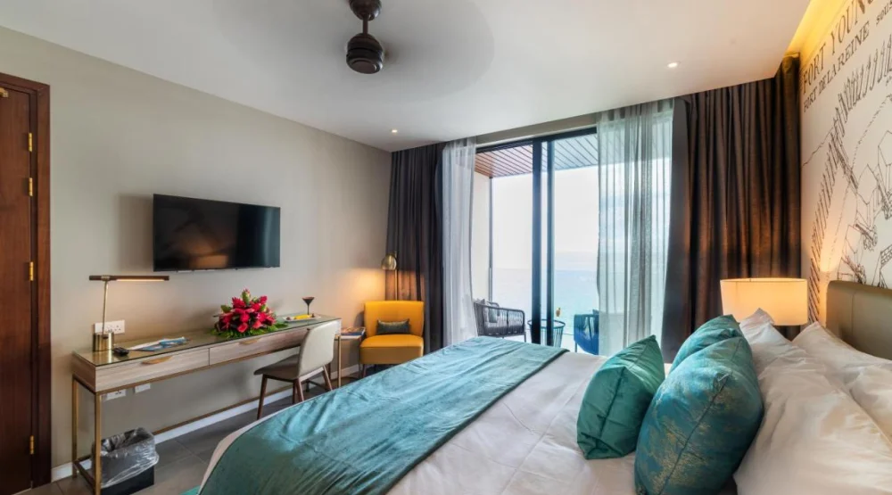 Fort Oceanview King at Fort Young Hotel & Dive Resort